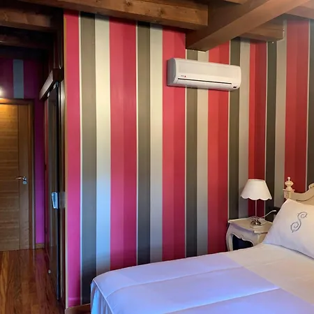 Rustico San Jaime Nocleg ze śniadaniem Ourense