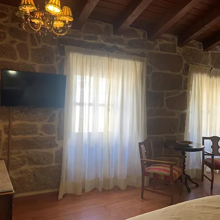 Rustico San Jaime Nocleg ze śniadaniem Ourense